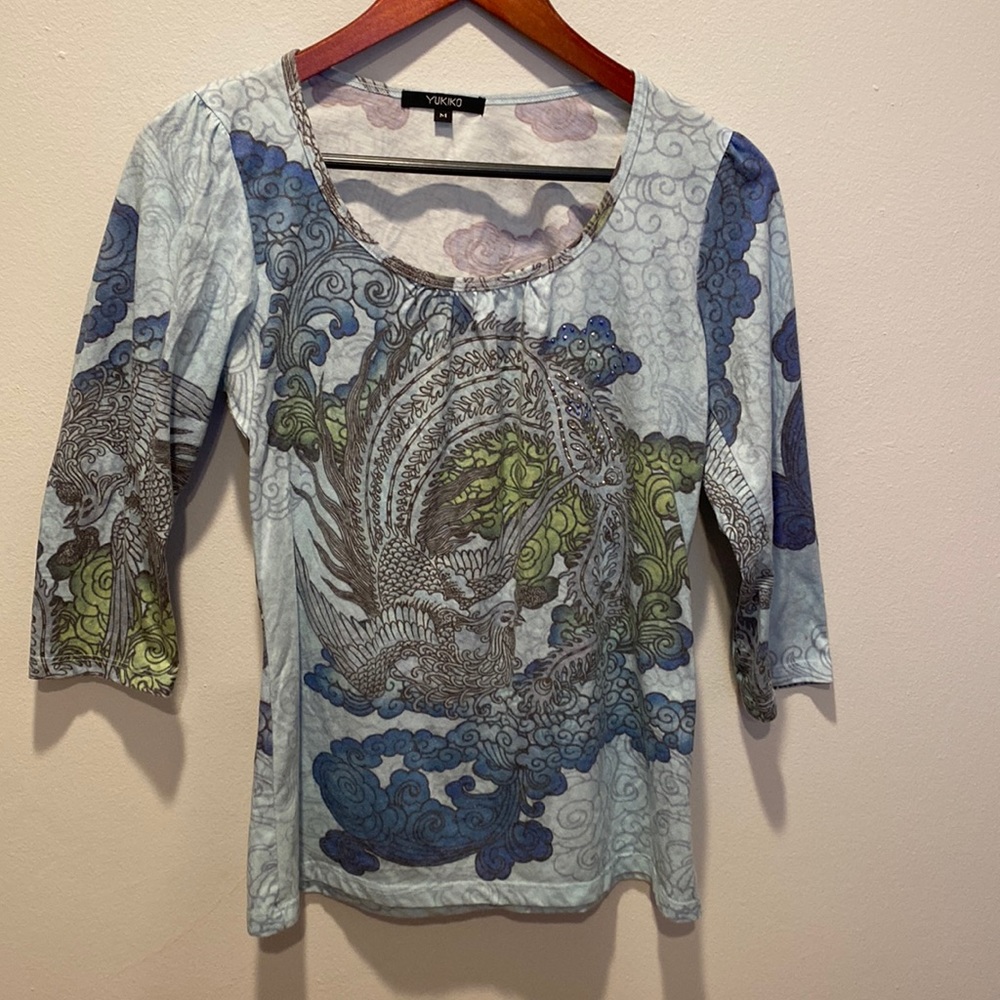 T Shirt 3/4 sleeve size Medium